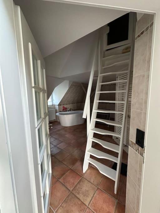 Panorama Penthouse In Wunderschoener Villa Kassel Exteriör bild